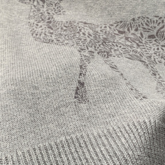 Reindeer Gray Sweatshirt Crew Neck Pullover, EUC - Picture 10 of 16